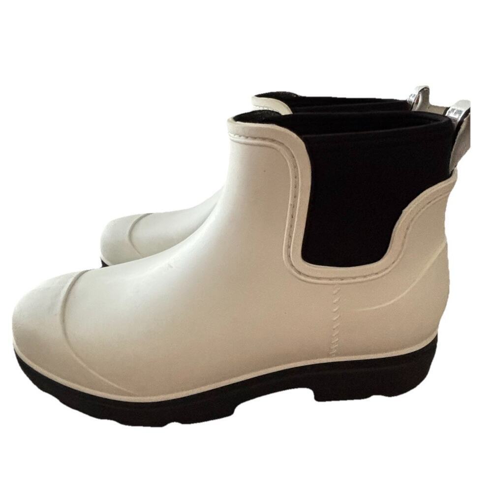UGG Women's Droplet White Size 11 Rain Boots Booties Rubber Sheep Fur Lining - Picture 8 of 8